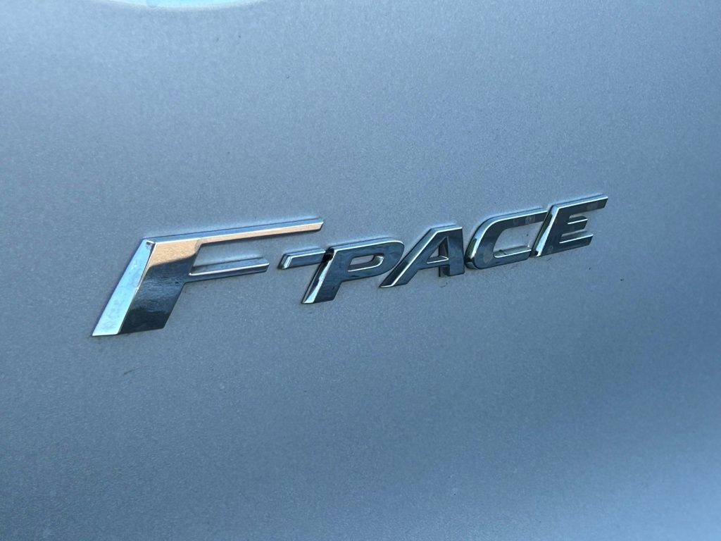 Used 2019 Jaguar F-PACE Prestige image 58