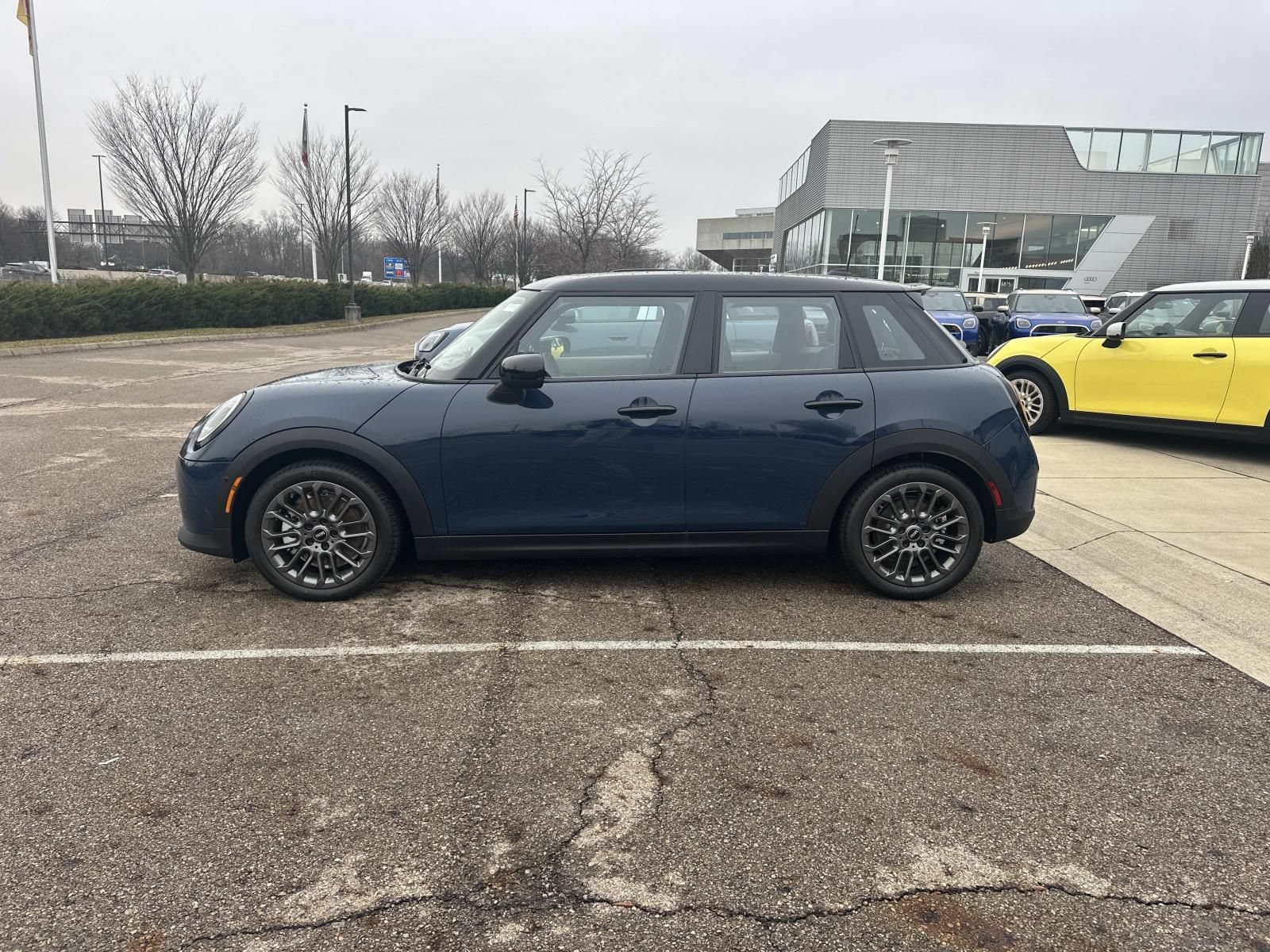New 2026 MINI Cooper S FWD image 4