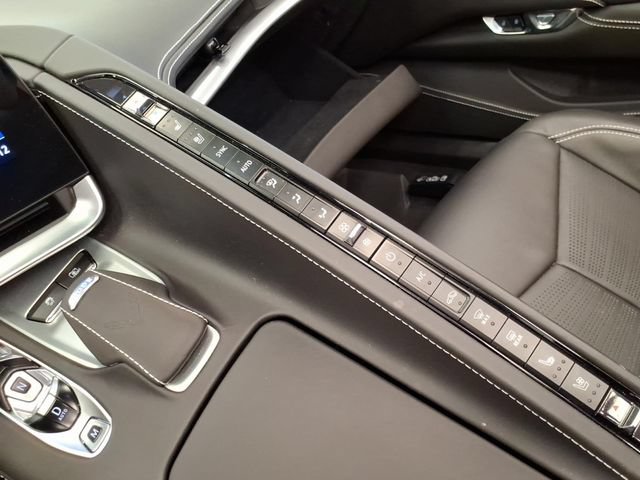 Used 2022 Chevrolet Corvette Stingray Premium Conv w/ Z51 Performance Package RWD image 13