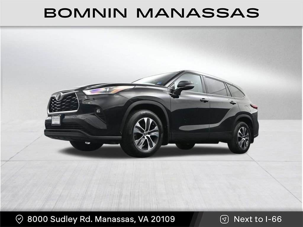 Used 2021 Toyota Highlander XLE image 31