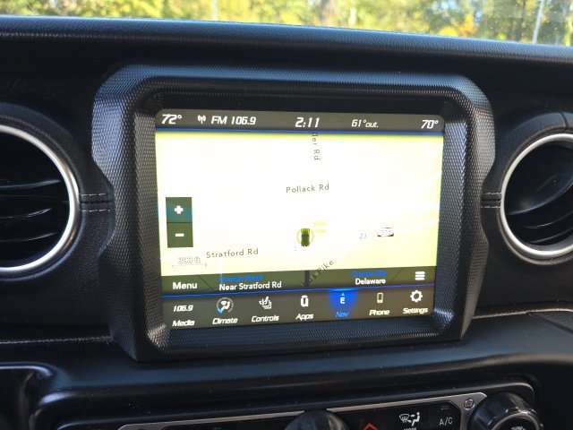 Used 2023 Jeep Wrangler Unlimited Sahara w/ Cold Weather Group AWD/4WD image 12
