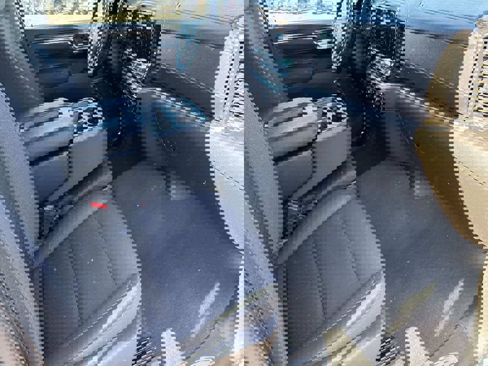 Used 2025 Chevrolet Silverado 1500 LT image 12