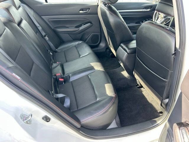 Used 2025 Nissan Altima 2.5 SR AWD/4WD image 43