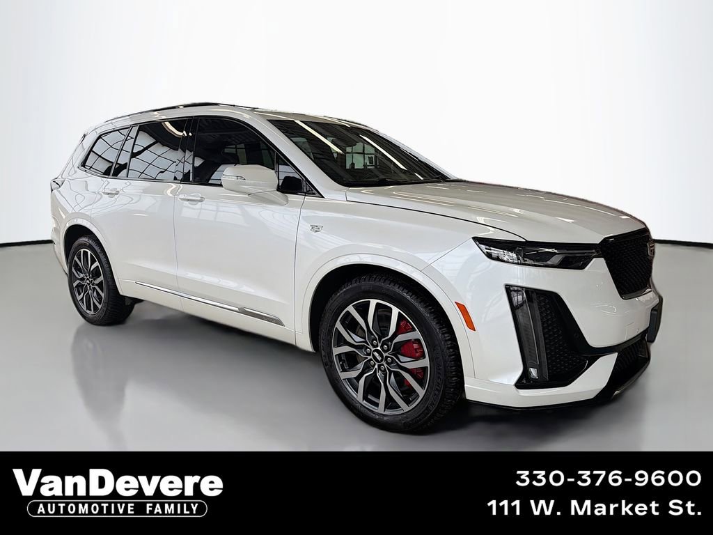 Used 2022 Cadillac XT6 Sport w/ LPO, Floor Liner Package