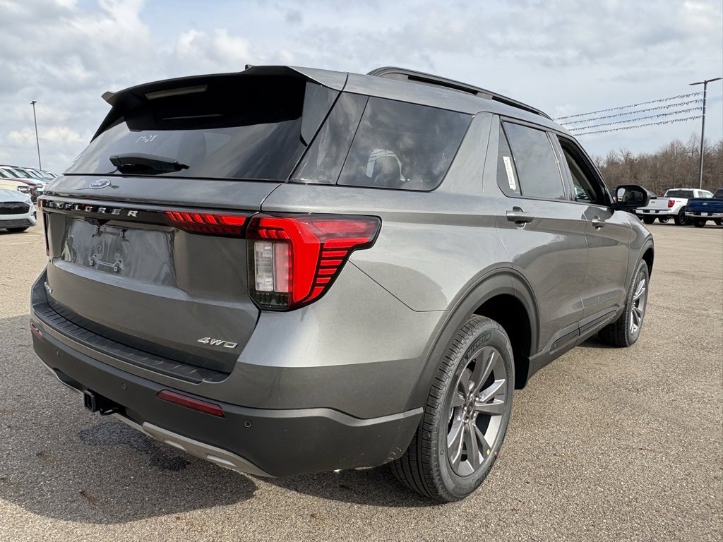 New 2026 Ford Explorer Active w/ Active Comfort Package image 5