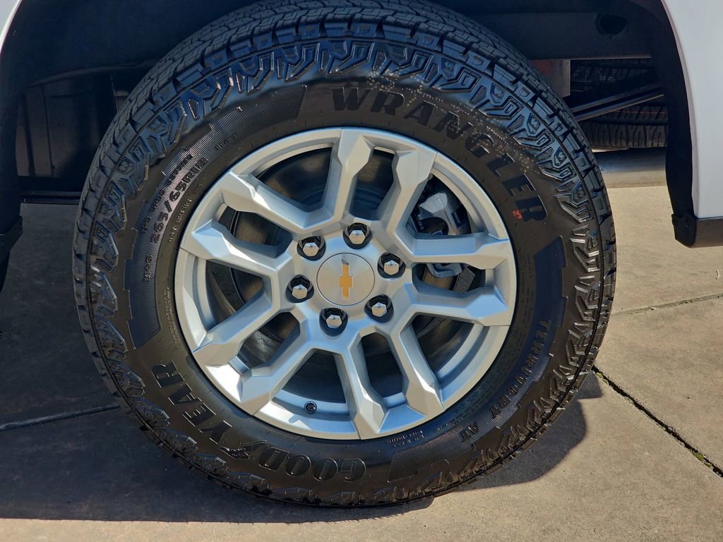 New 2026 Chevrolet Silverado 1500 LT image 37