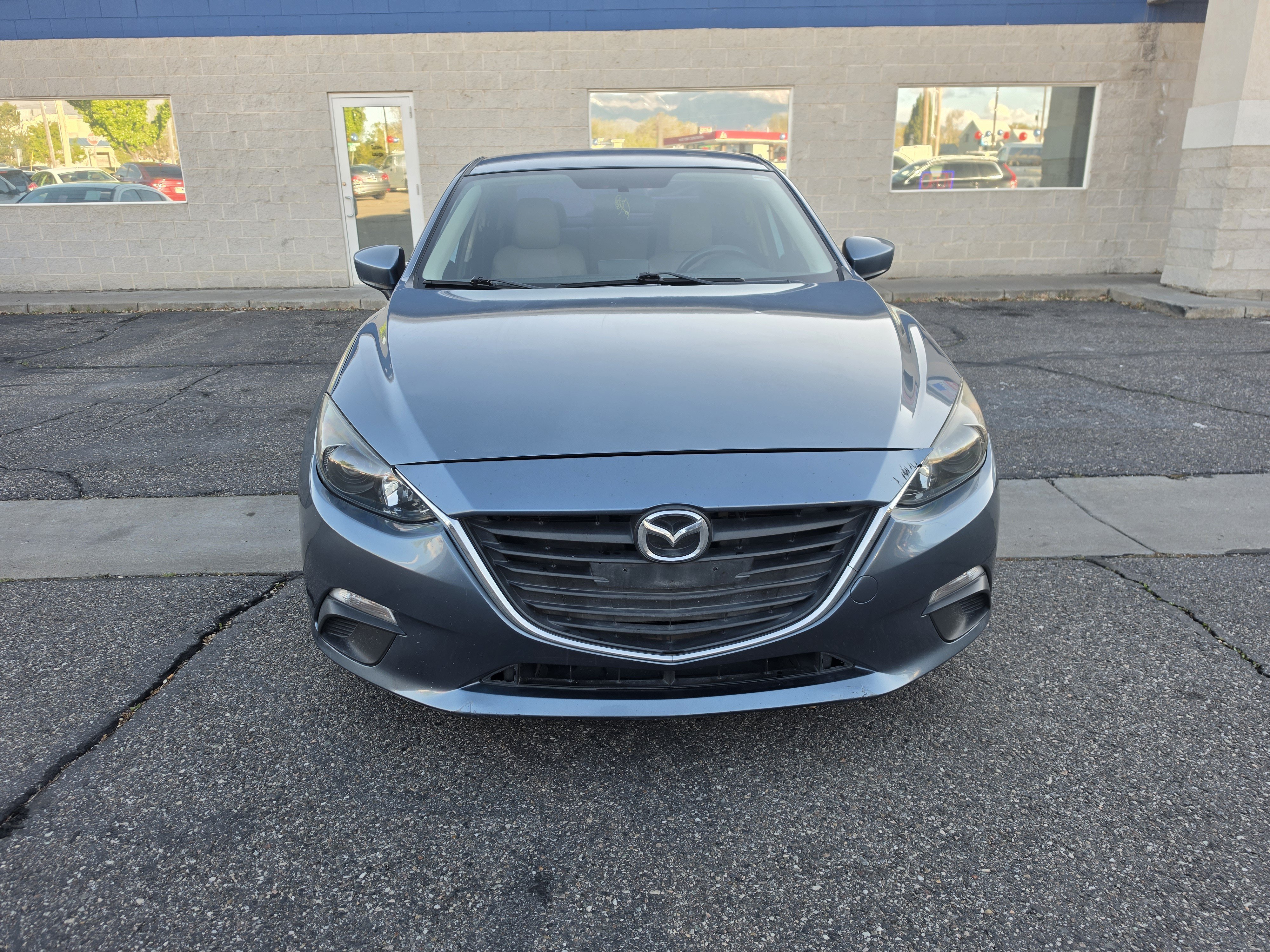 Used 2015 MAZDA MAZDA3 i Sport FWD image 2