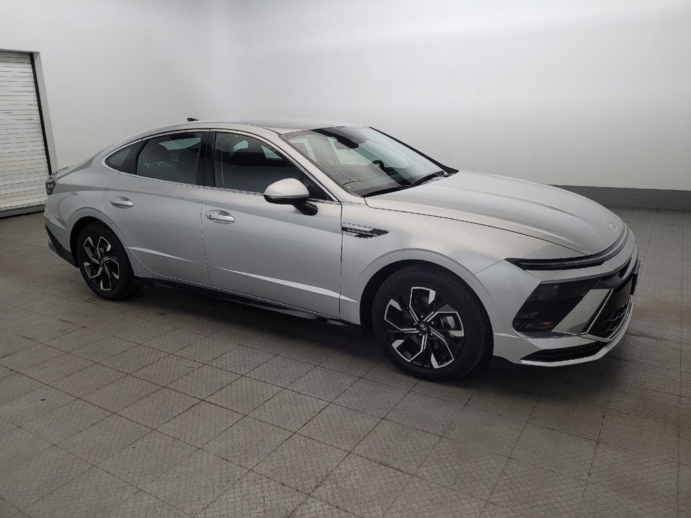 Used 2025 Hyundai Sonata SEL FWD image 11