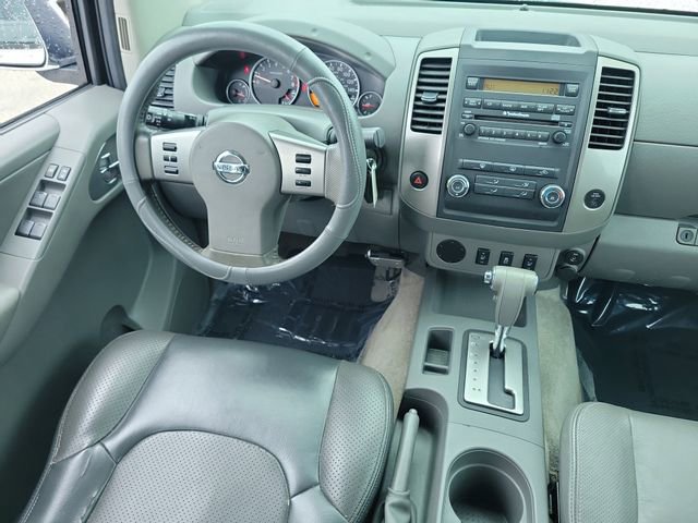 Used 2012 Nissan Frontier SL image 15