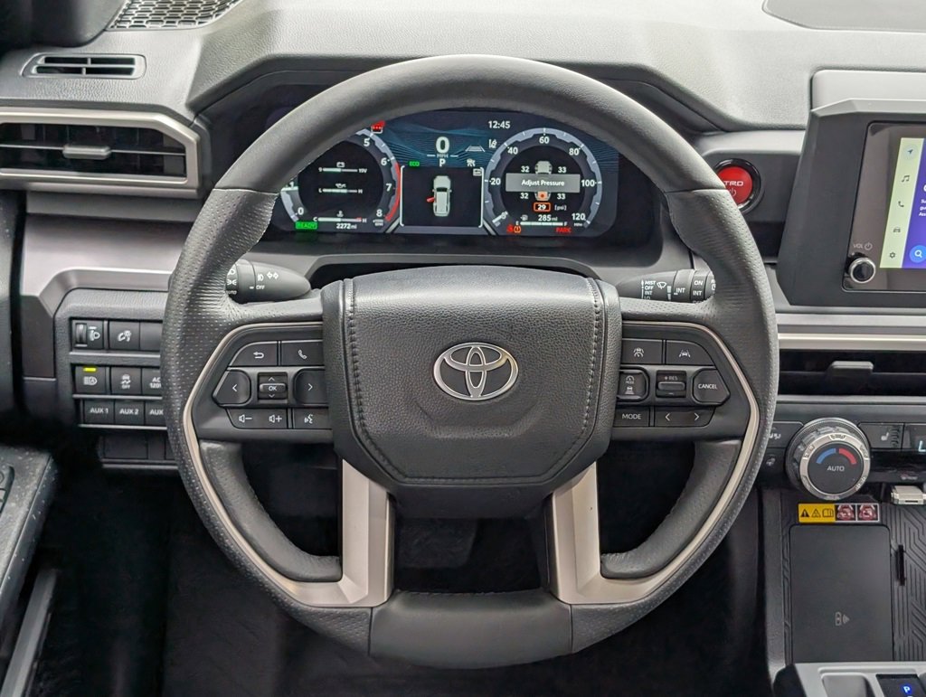 Used 2025 Toyota 4Runner TRD Off-Road image 19
