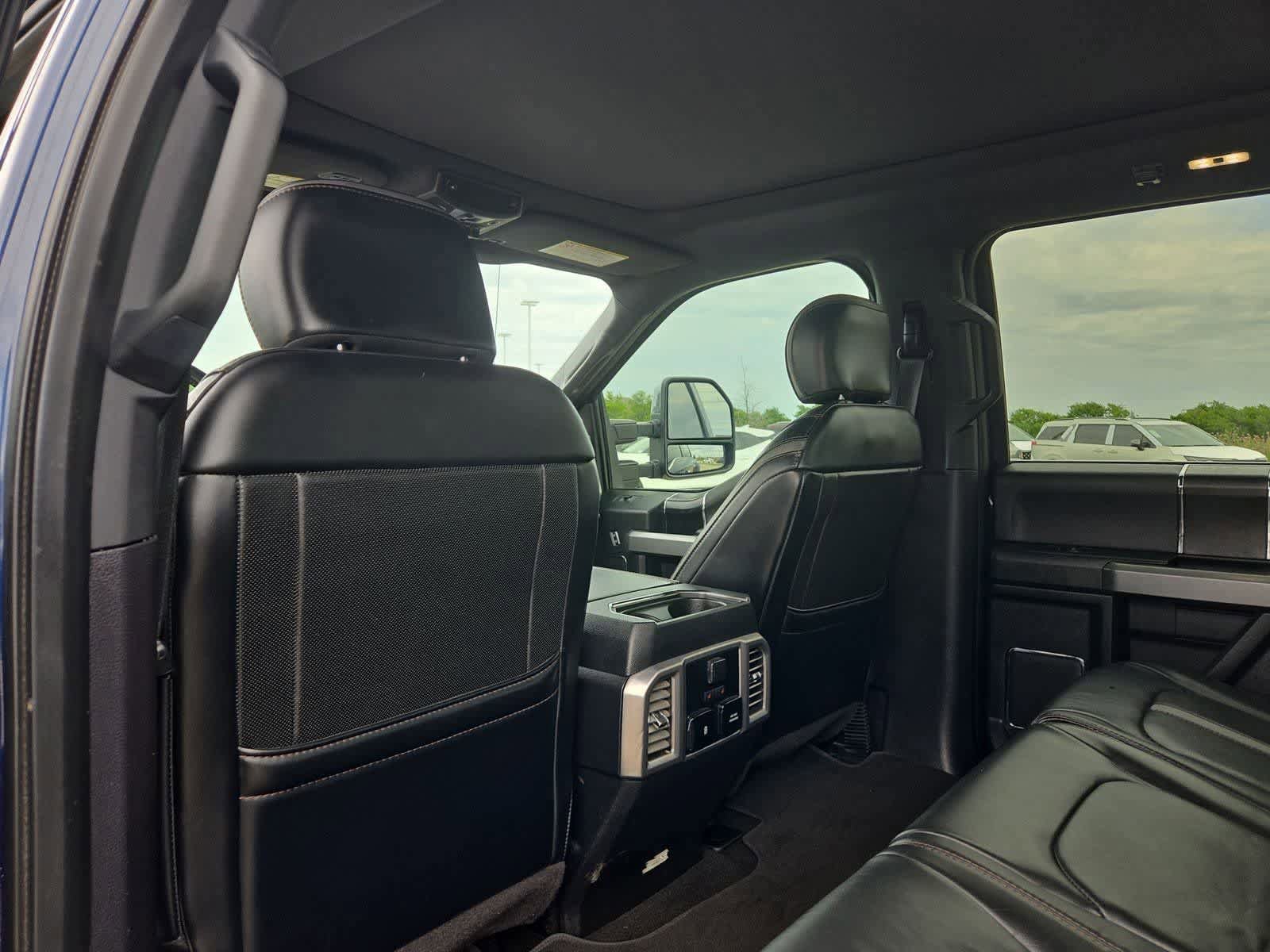 Used 2019 Ford F450 Platinum w/ Platinum Ultimate Package AWD/4WD image 17