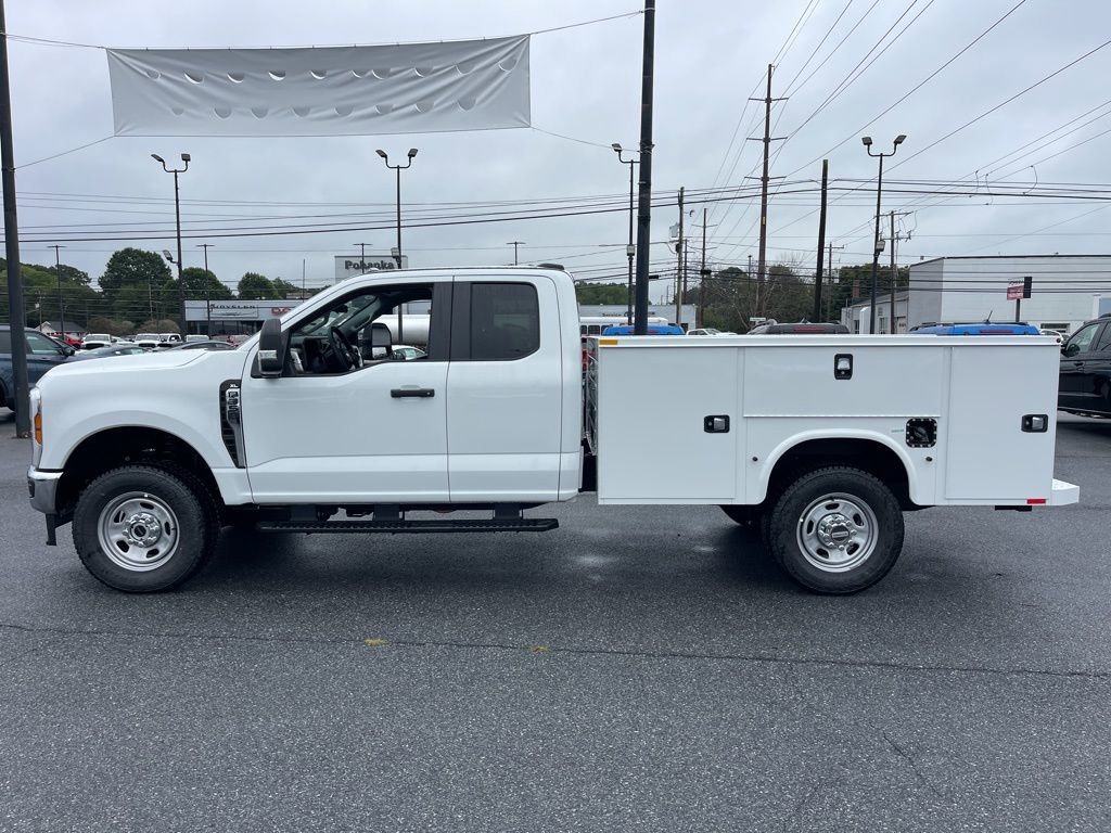 New 2025 Ford F350 XL w/ XL Chrome Package image 6