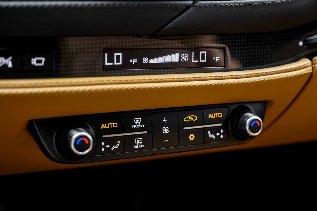 Used 2022 Ferrari F8 Tributo RWD image 25