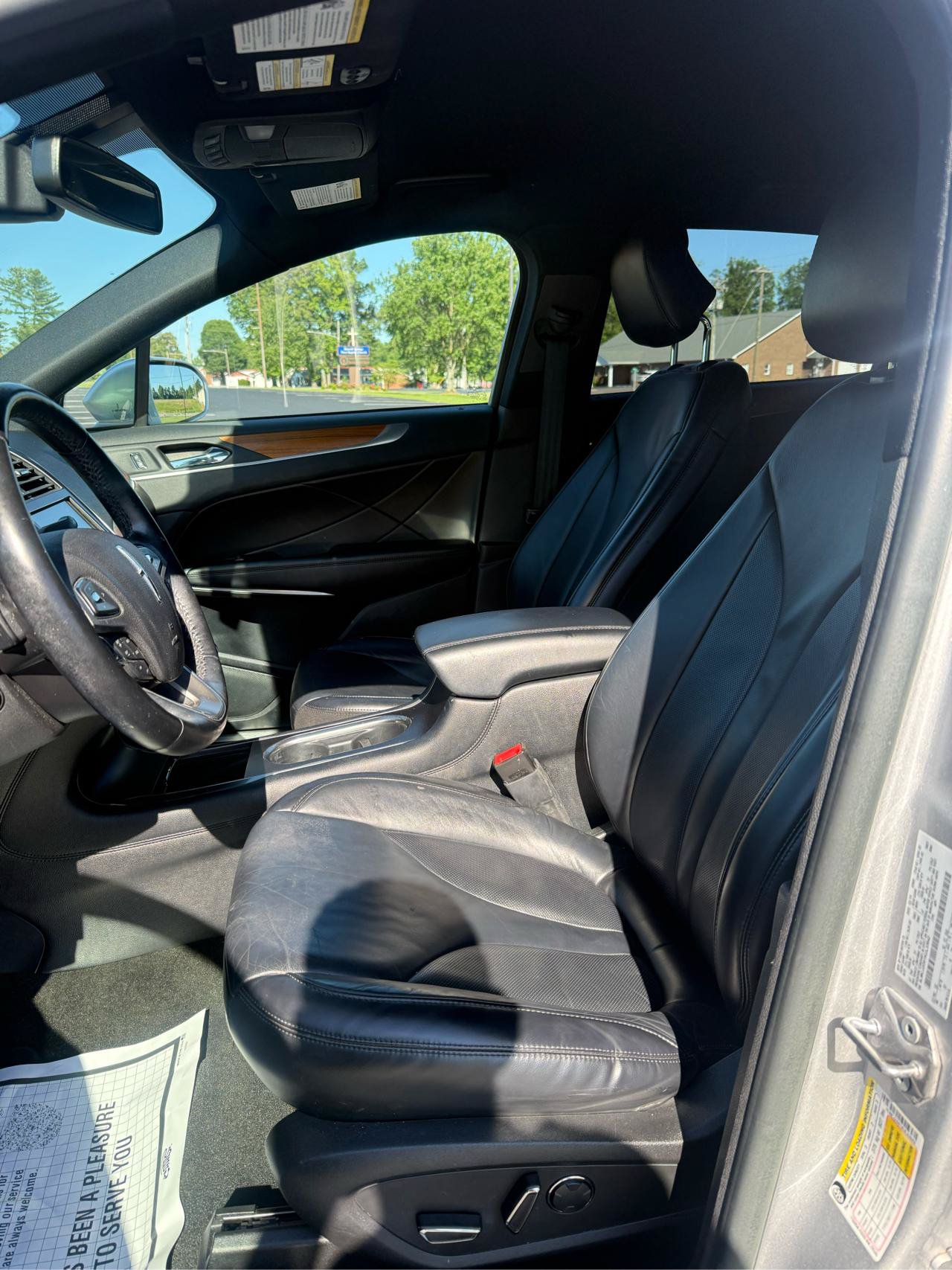 Used 2019 Lincoln MKC Select w/ Select Plus Package AWD/4WD image 16
