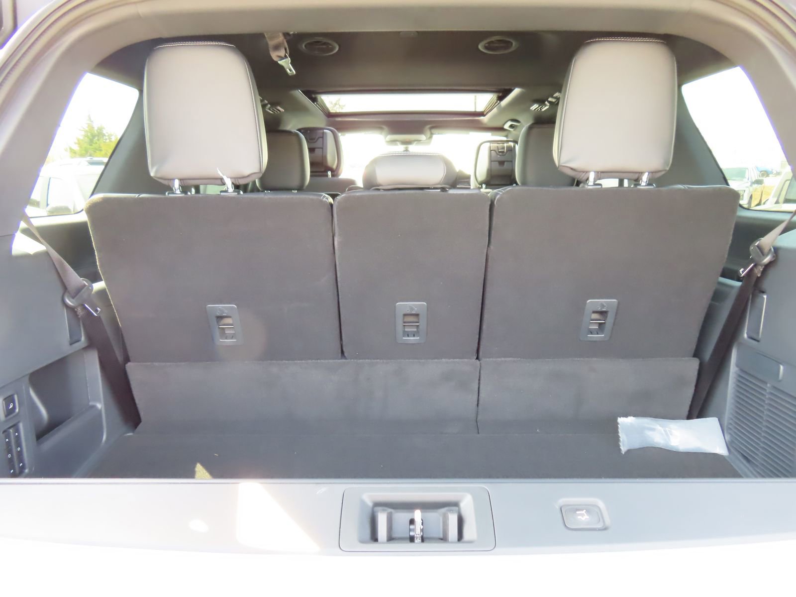 New 2026 Ford Expedition Platinum image 23