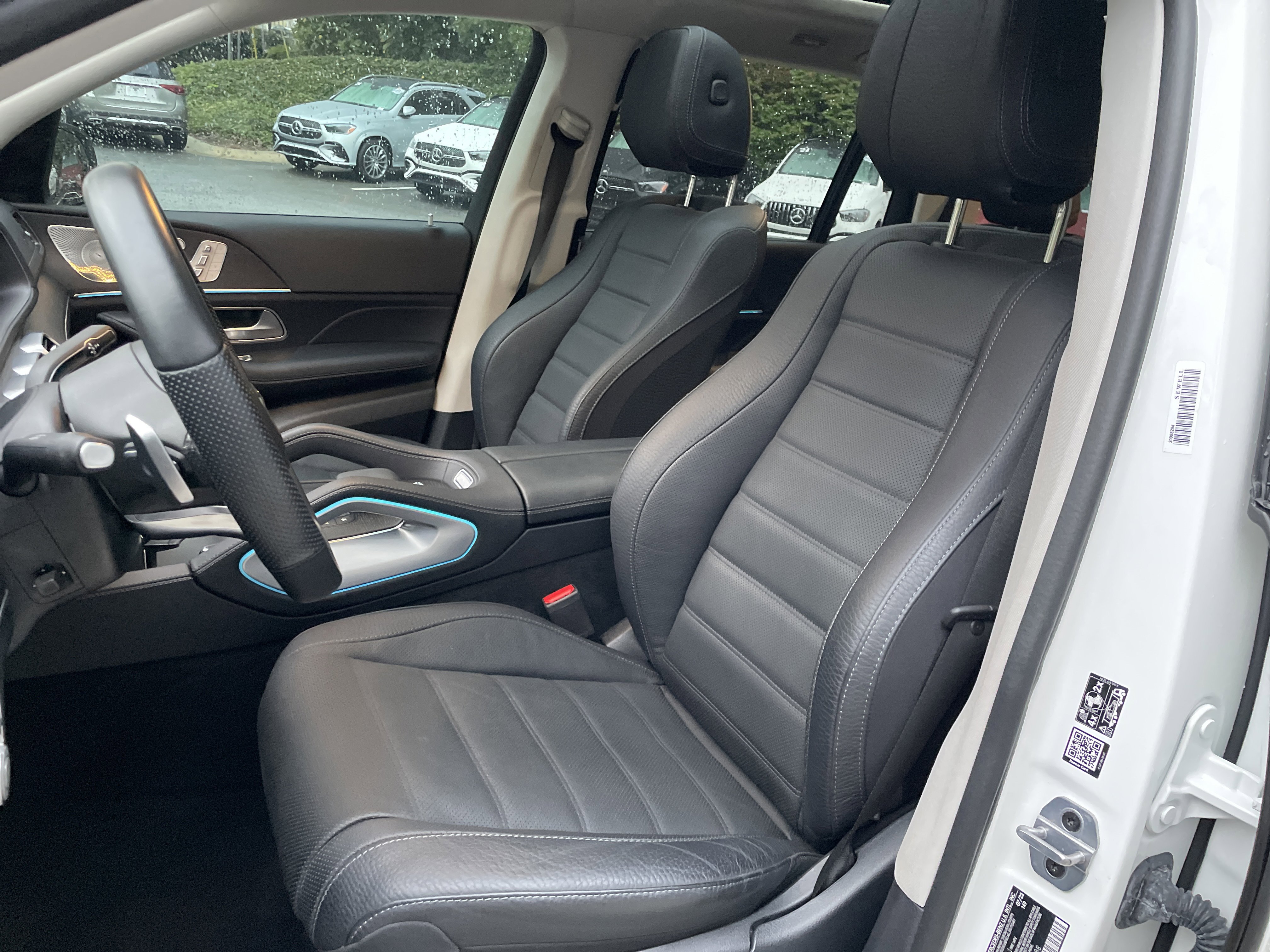 Used 2023 Mercedes-Benz GLS 580 4MATIC image 22