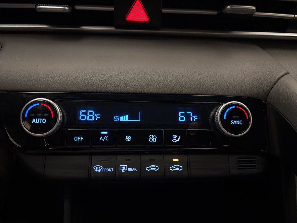 New 2025 Hyundai Elantra Sport image 20