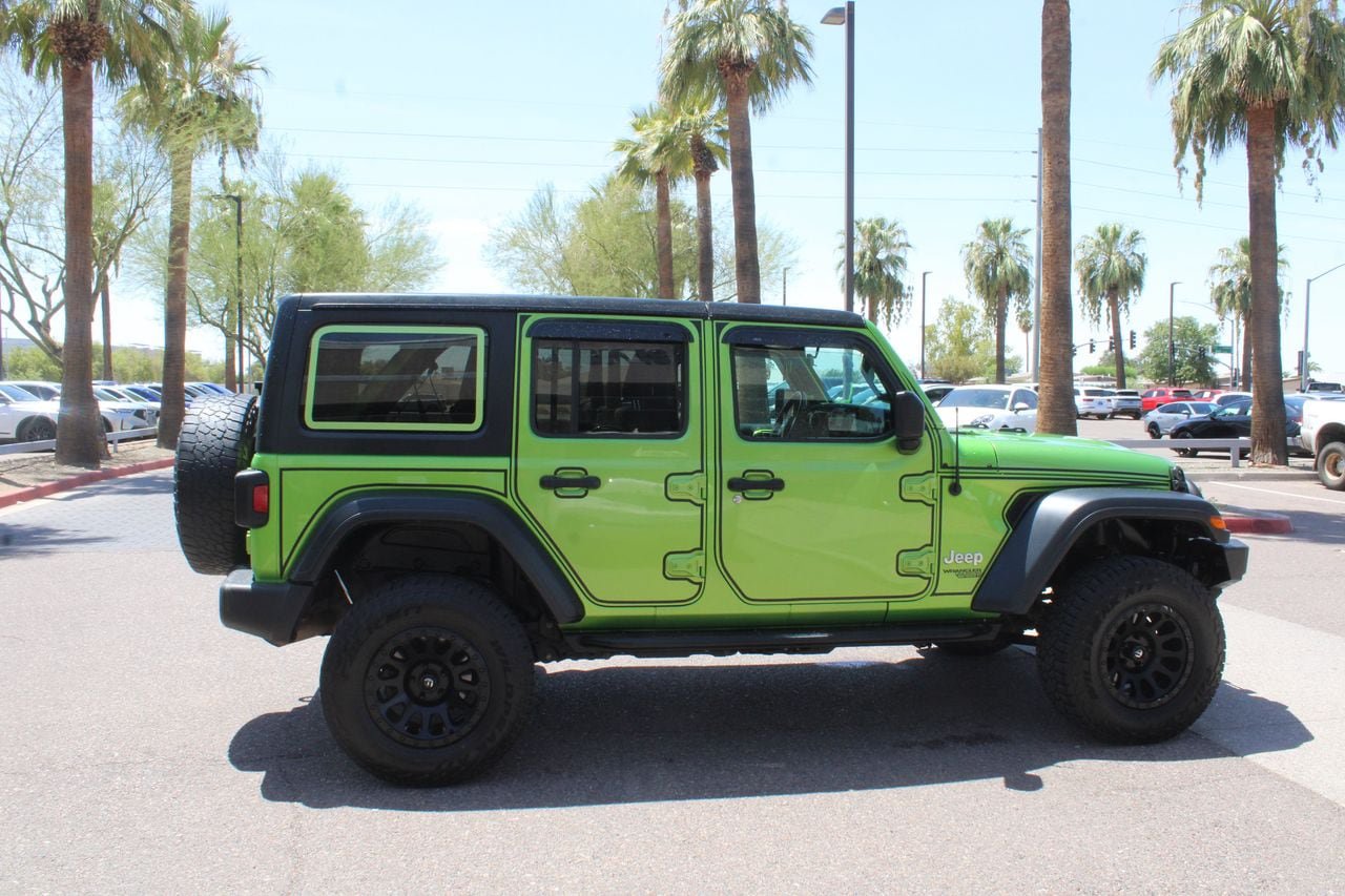Used 2018 Jeep Wrangler Unlimited Sport S AWD/4WD image 9