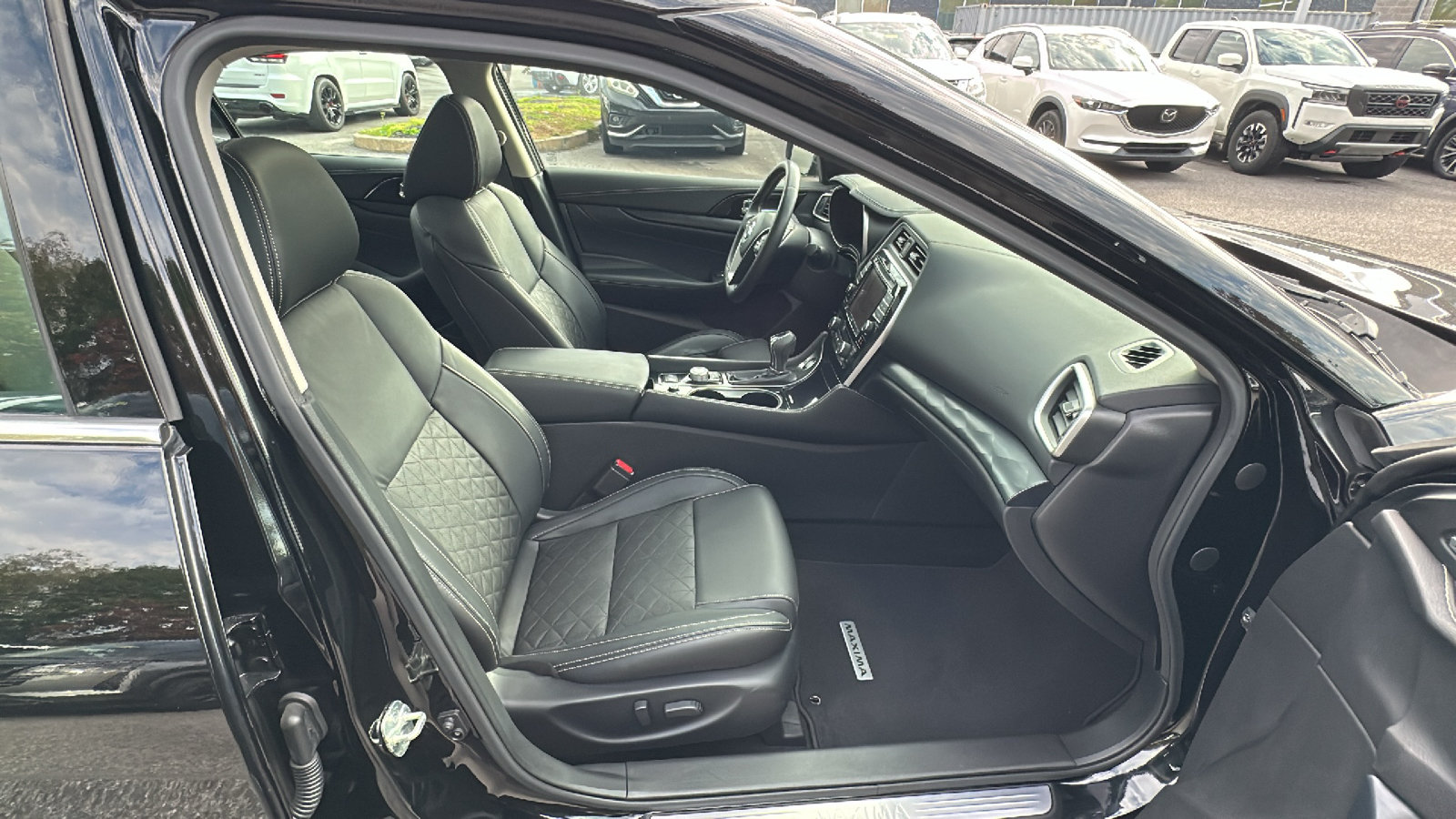 Used 2020 Nissan Maxima Platinum w/ Sport Mat Group FWD image 24