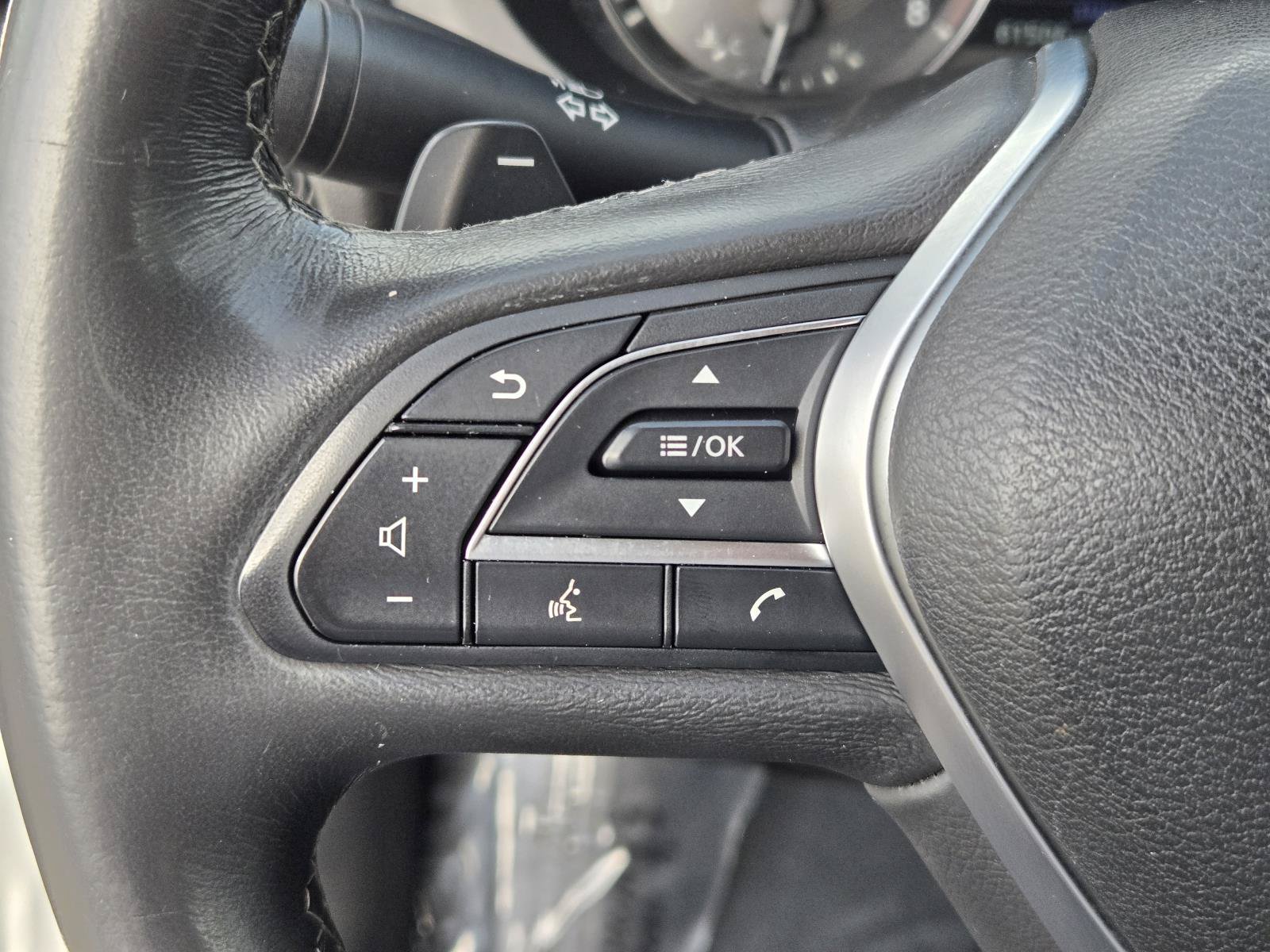 Used 2021 INFINITI QX50 Luxe FWD image 18