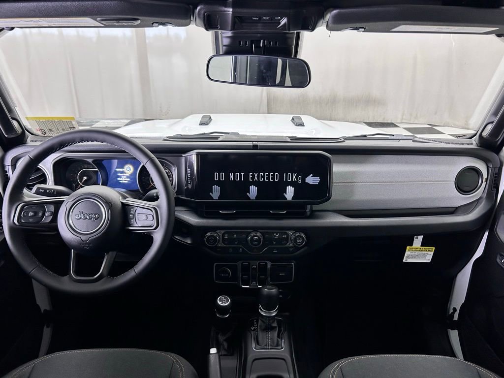 New 2025 Jeep Gladiator Sport image 22