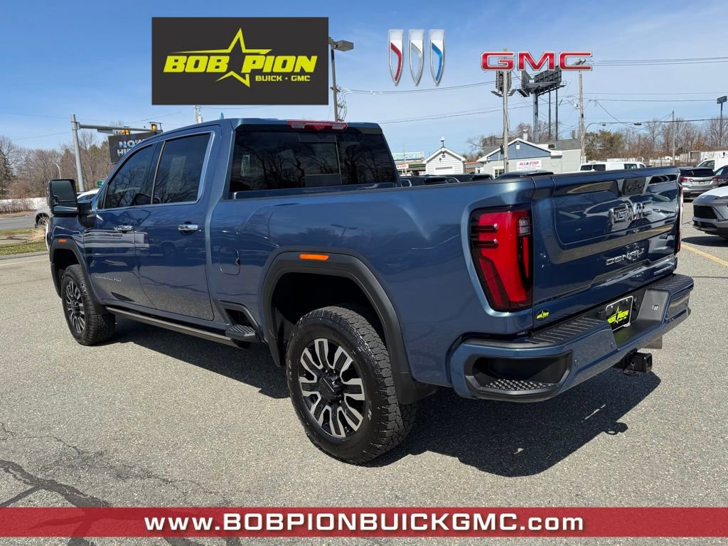 Used 2025 GMC Sierra 2500 Denali Ultimate image 3