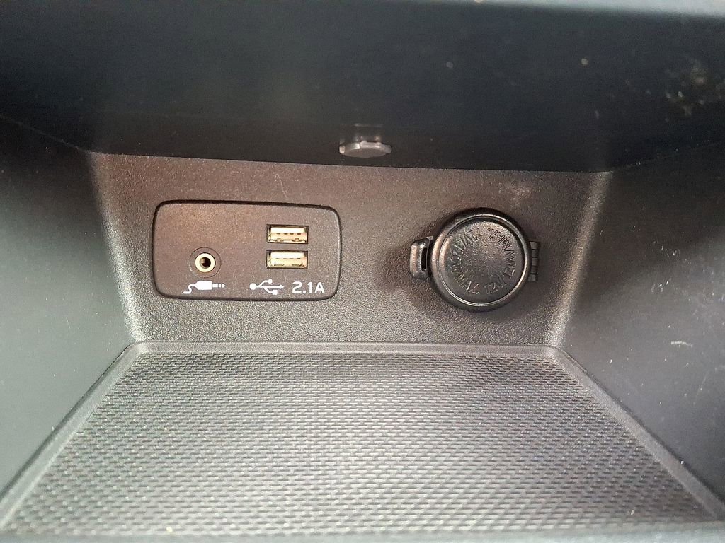 Used 2020 Subaru Forester Premium AWD/4WD image 26