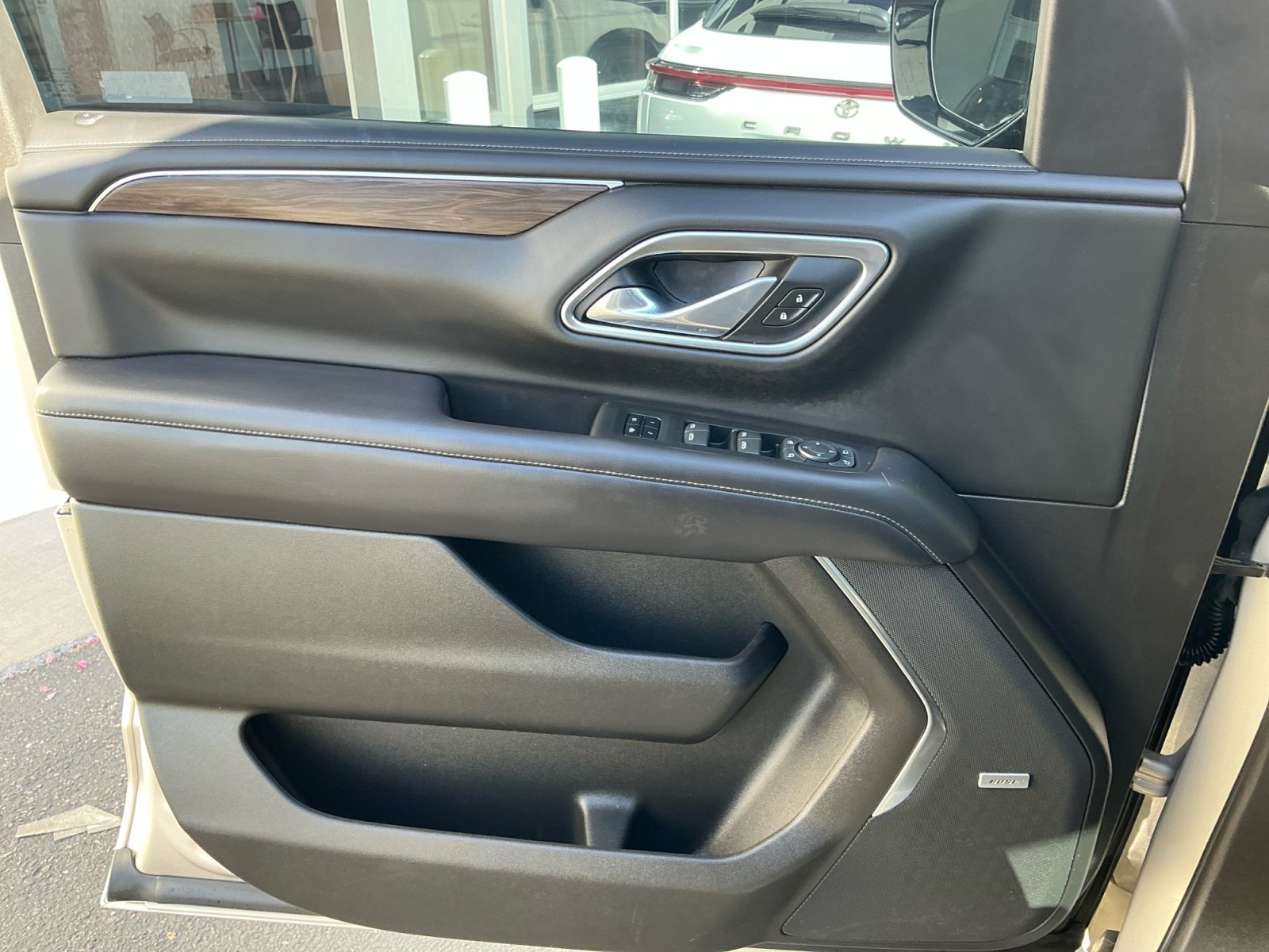 Used 2021 Chevrolet Tahoe Z71 w/ Z71 Off-Road Package image 13