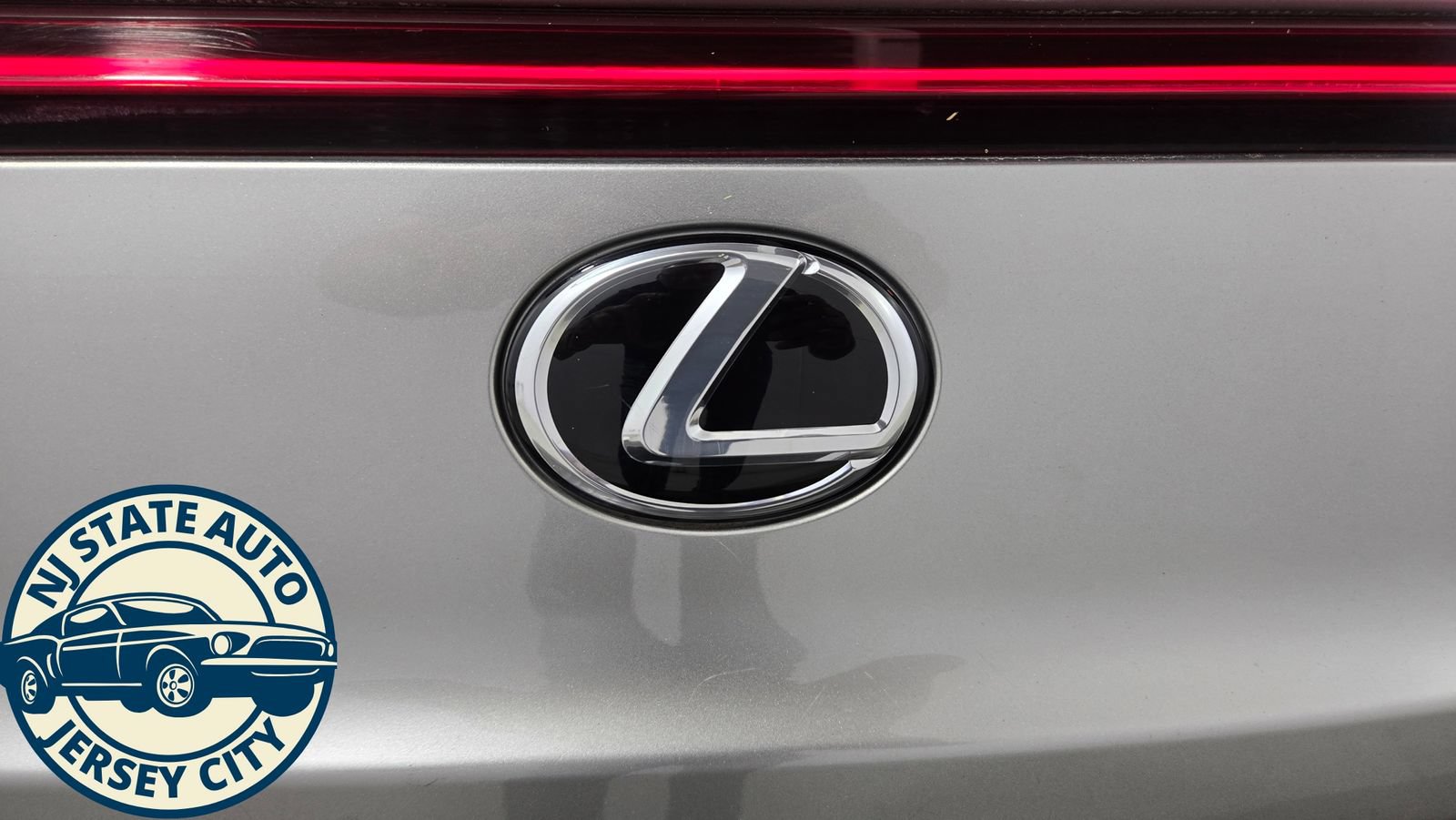 Used 2021 Lexus UX 200 F Sport w/ Accessory Package (Z1) FWD image 34