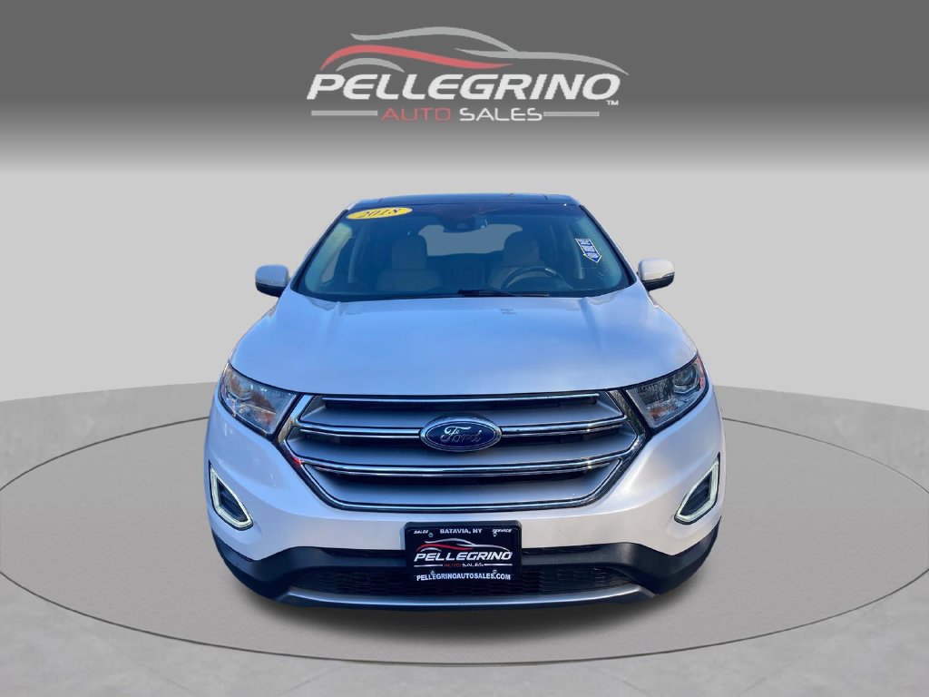 Used 2018 Ford Edge Titanium w/ Equipment Group 301A AWD/4WD image 10
