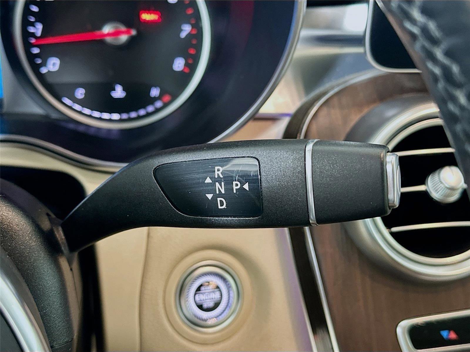 Used 2022 Mercedes-Benz GLC 300 4MATIC image 22