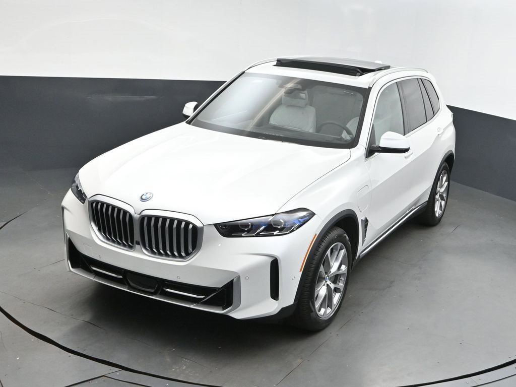 New 2026 BMW X5 xDrive50e image 30
