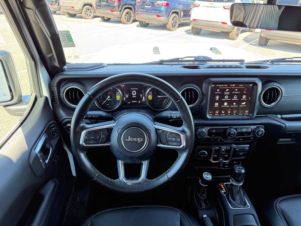 Used 2021 Jeep Wrangler Unlimited Sahara AWD/4WD image 14
