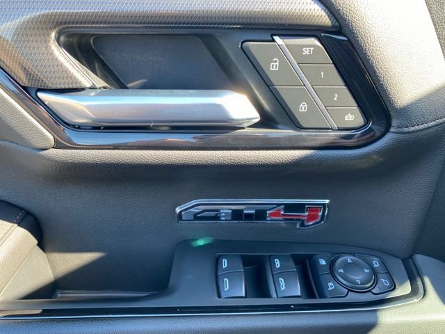Used 2022 GMC Sierra 1500 AT4 w/ AT4 Premium Package AWD/4WD image 19