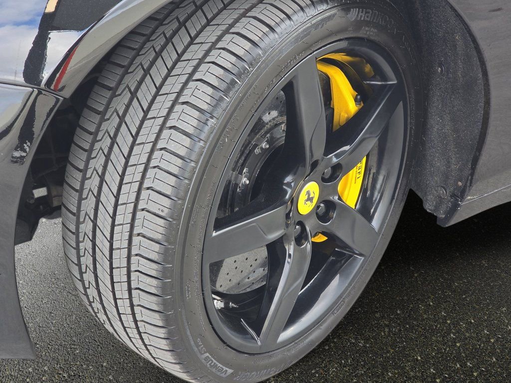 Used 2016 Ferrari California T image 29