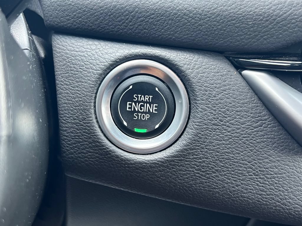 Certified 2024 Cadillac XT4 Sport AWD/4WD image 24