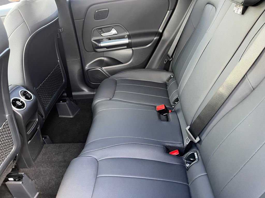 New 2026 Mercedes-Benz GLA 250 4MATIC image 8