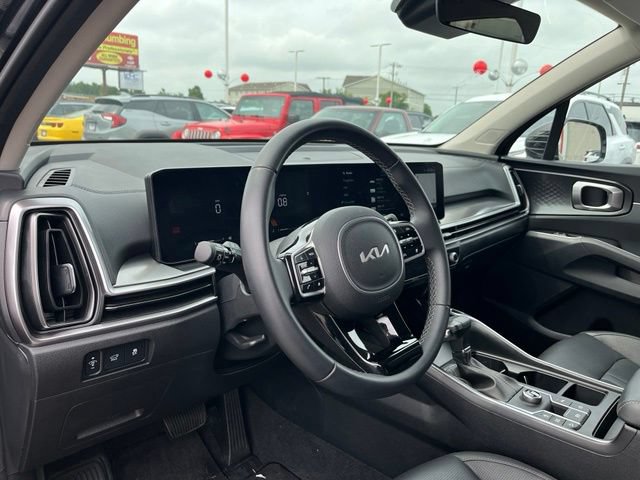 Certified 2025 Kia Sorento EX FWD image 20