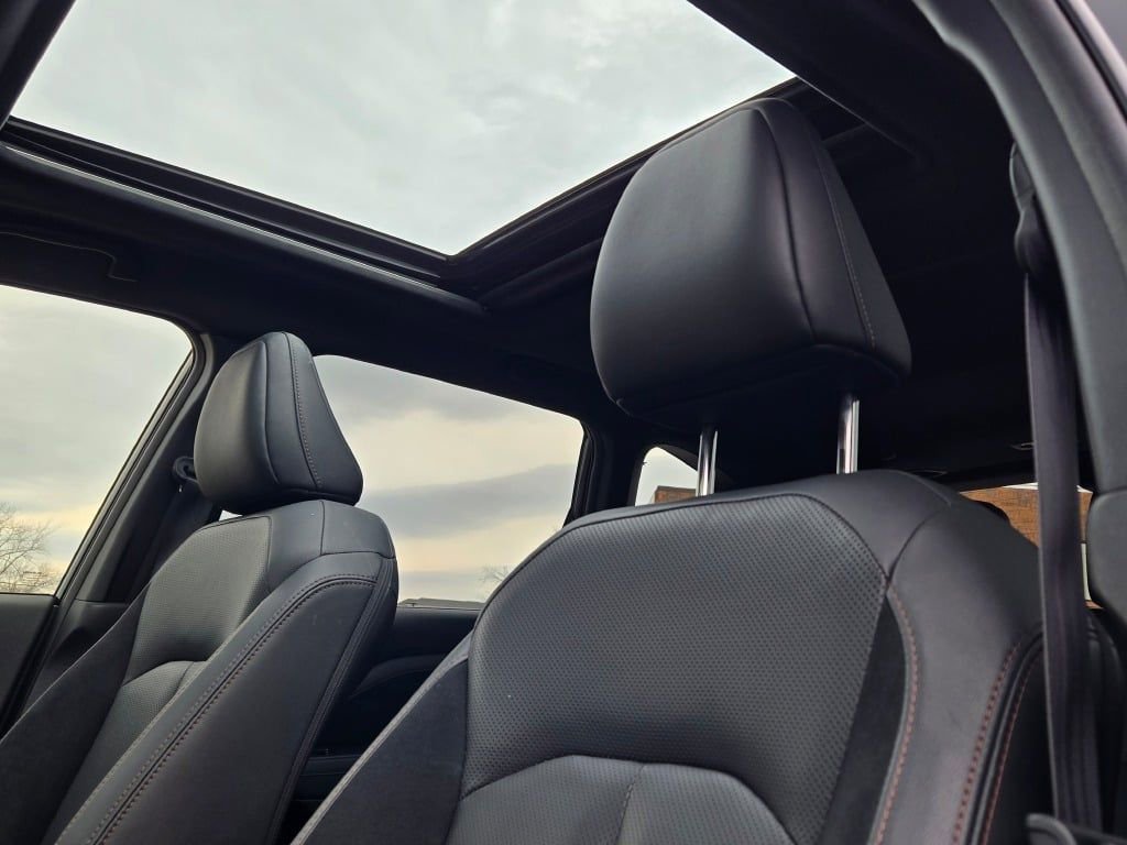 Used 2025 Subaru Forester Touring image 3