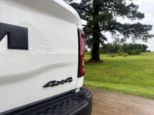 New 2026 RAM 3500 Tradesman AWD/4WD image 17