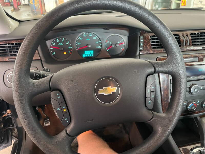 Used 2016 Chevrolet Impala Limited LS FWD image 9