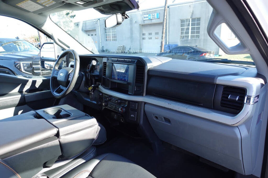 Used 2023 Ford F250 XLT AWD/4WD image 33