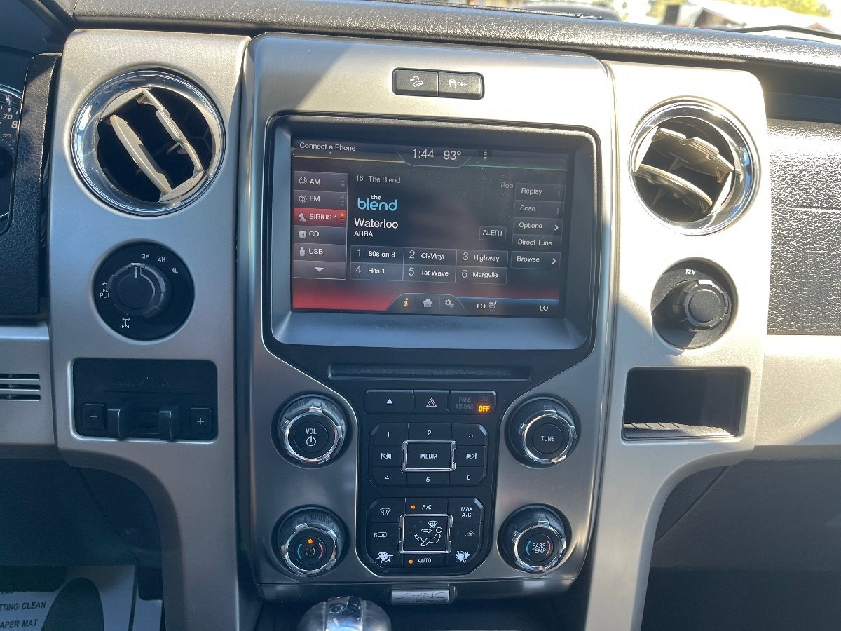 Used 2014 Ford F150 FX4 w/ Equipment Group 402A Luxury AWD/4WD image 13