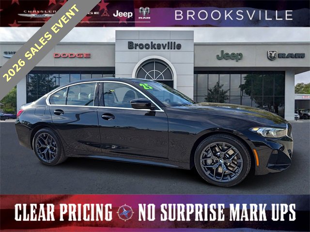 Used 2025 BMW 330i Sedan image 1