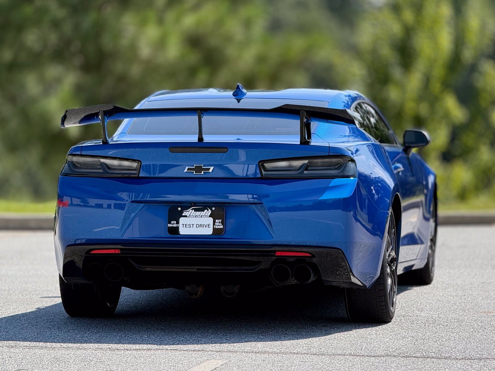 Used 2018 Chevrolet Camaro SS RWD image 7