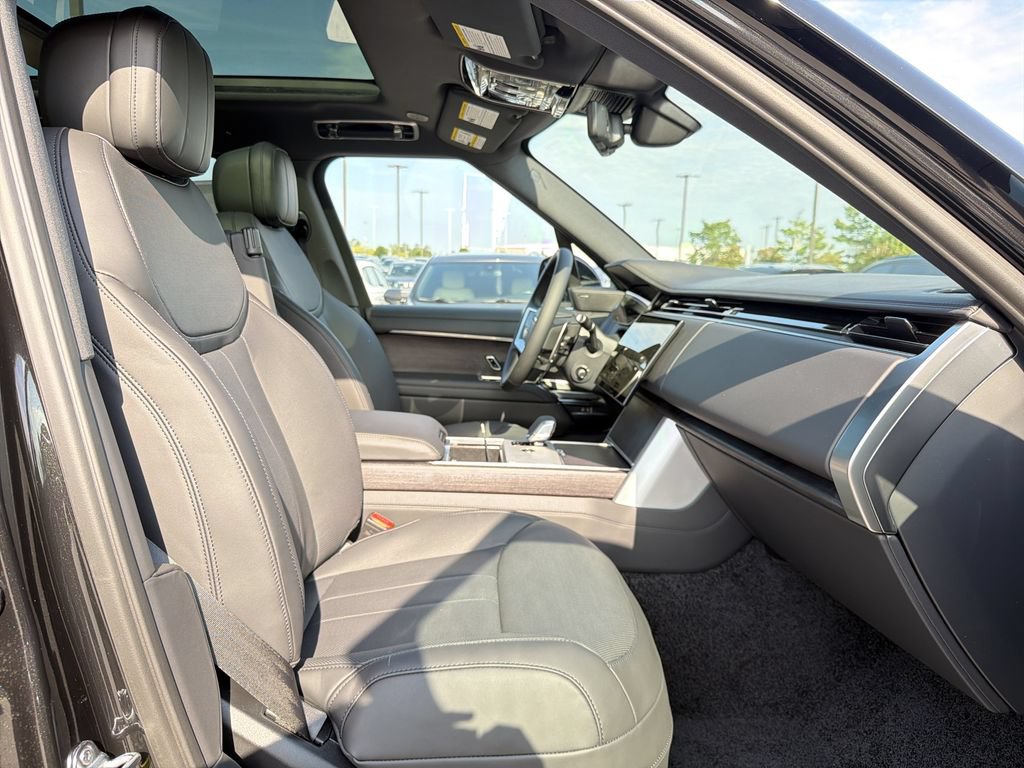 New 2026 Land Rover Range Rover SE AWD/4WD image 16