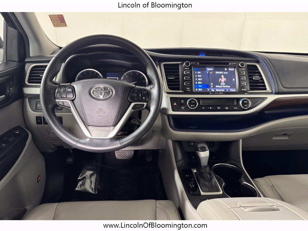 Used 2016 Toyota Highlander Limited Platinum AWD/4WD image 20