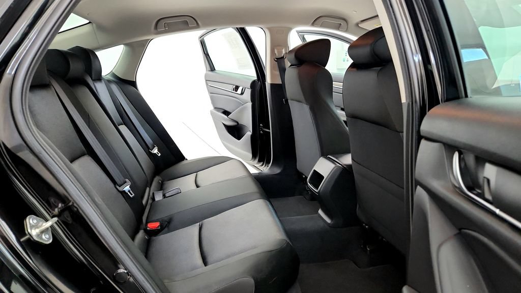Used 2020 Honda Accord LX image 17