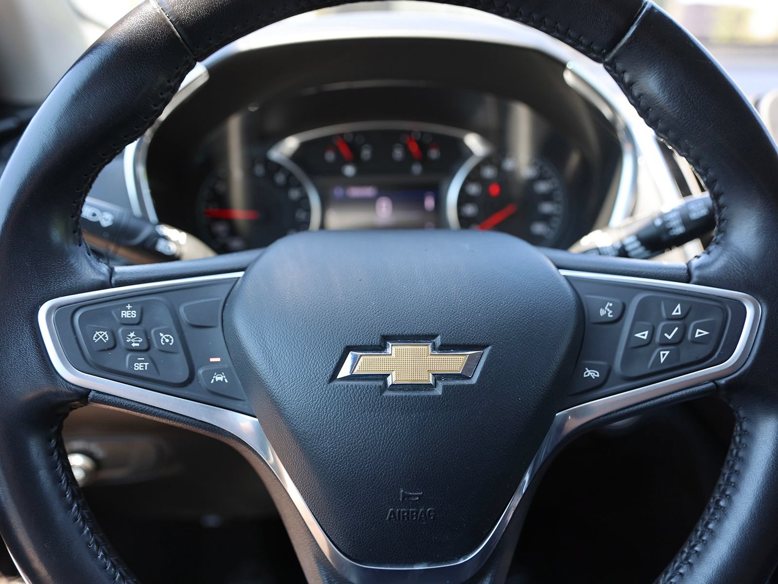 Used 2022 Chevrolet Equinox LT AWD/4WD image 36