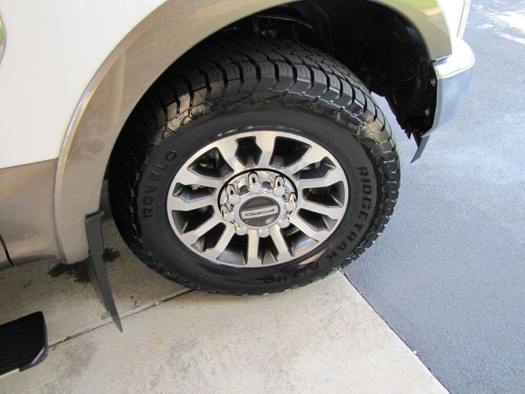 Used 2022 Ford F250 Lariat w/ Lariat Value Package image 25